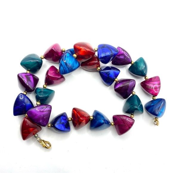 Jeweltone Lucite Pyramid Shape Vintage Bead Necklace - Picture 6 of 8